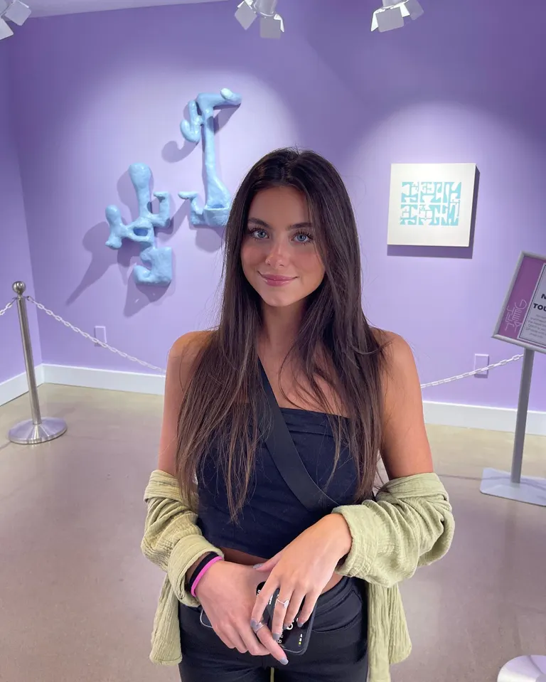 Lifestyle · Art Gallery Visit, example 2 of 2