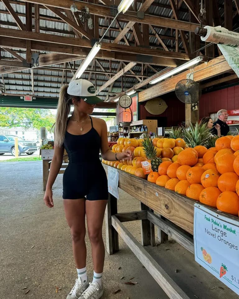 Lifestyle · Farmers Market Visit, example 3 of 5