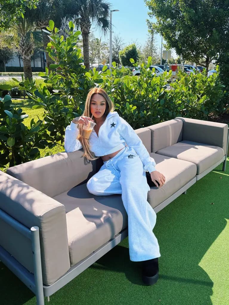 Lifestyle · Sunny Day Lounge Set, example 2 of 3