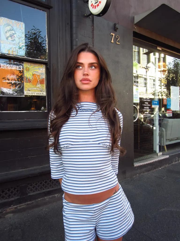 Lifestyle · Striped Set Streetwear, example 2 of 4
