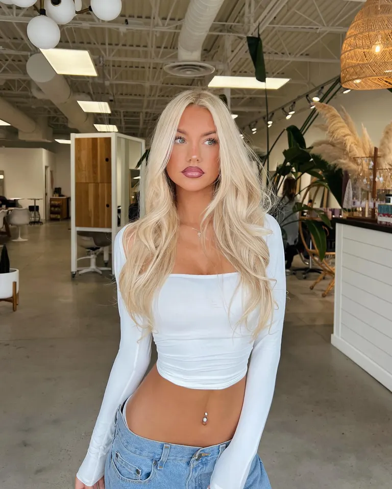 Lifestyle · Trendy Salon Look, example 4 of 6