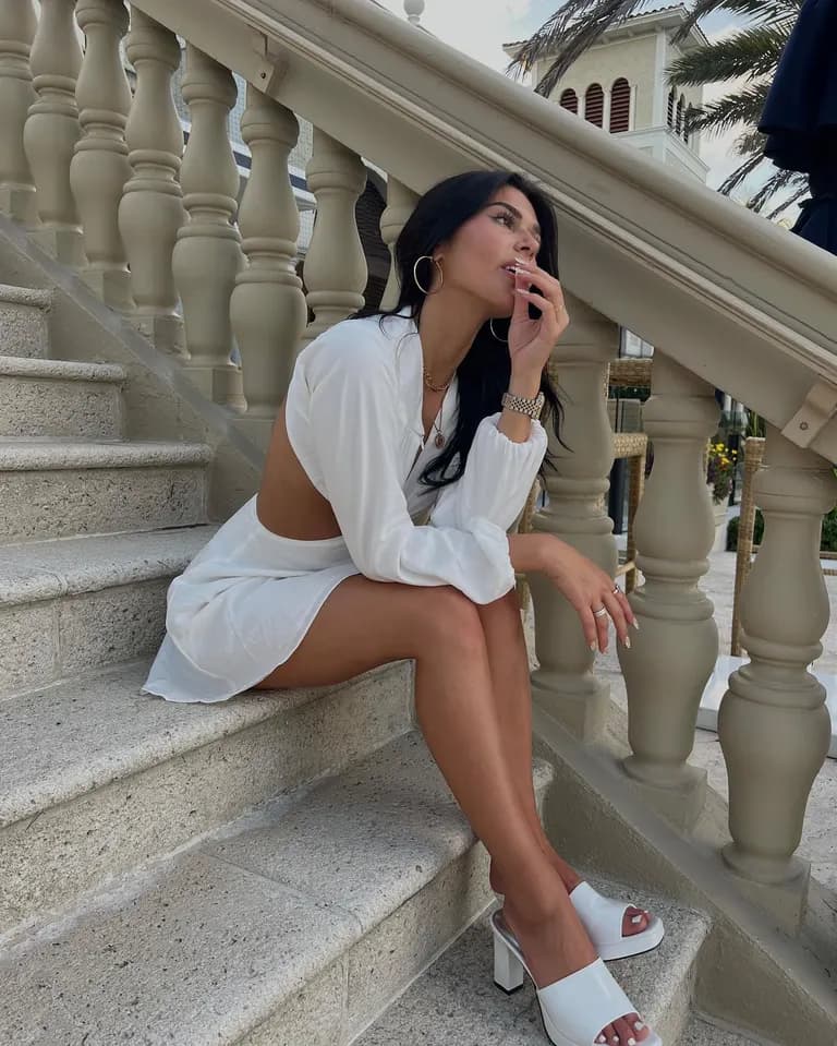 Luxury · Grand Staircase Pose, example 3 of 3