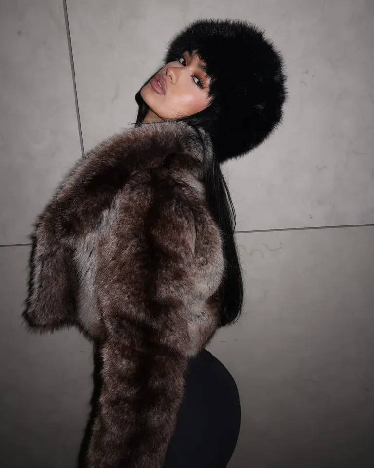 Luxury · Winter Fur Glam, example 5 of 6