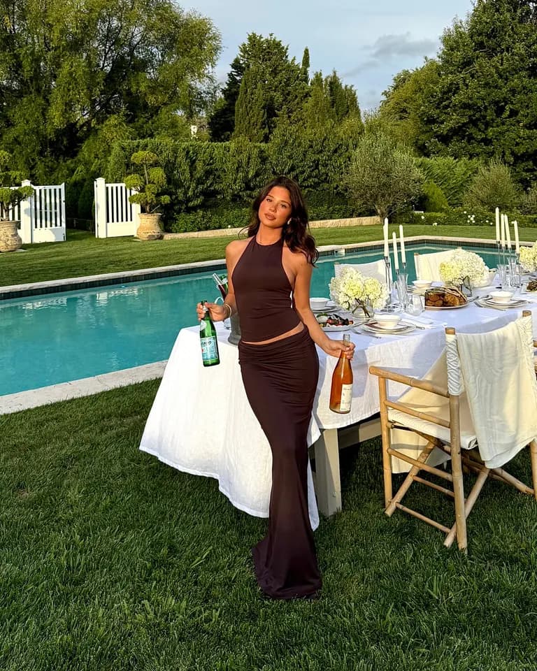 Luxury · Poolside Dinner Party, example 3 of 5