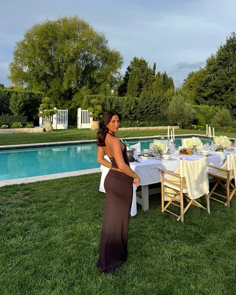 Luxury · Poolside Dinner Party, example 5 of 5