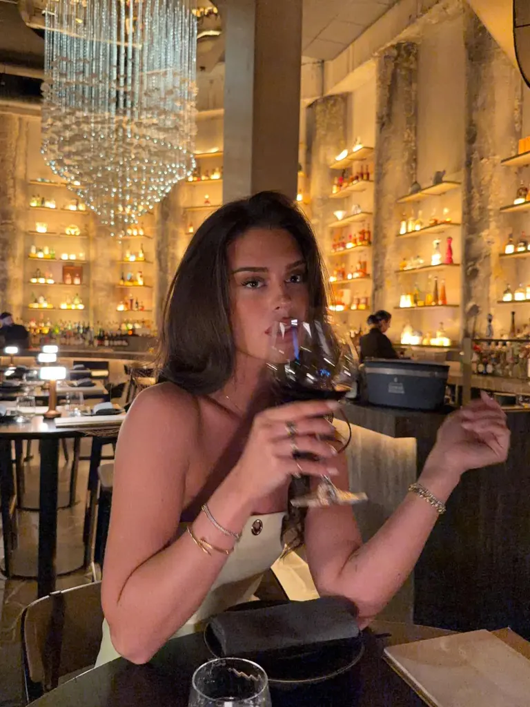Luxury · Chic Restaurant Evening, example 2 of 4
