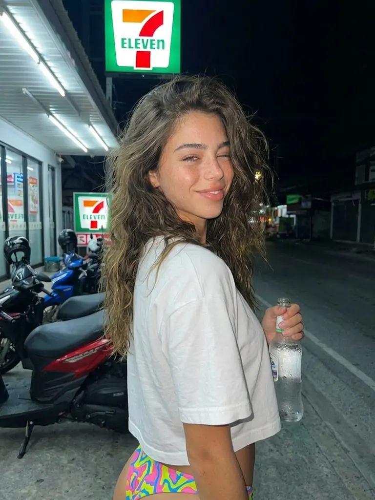 Lifestyle · Midnight Store Run, example 2 of 3