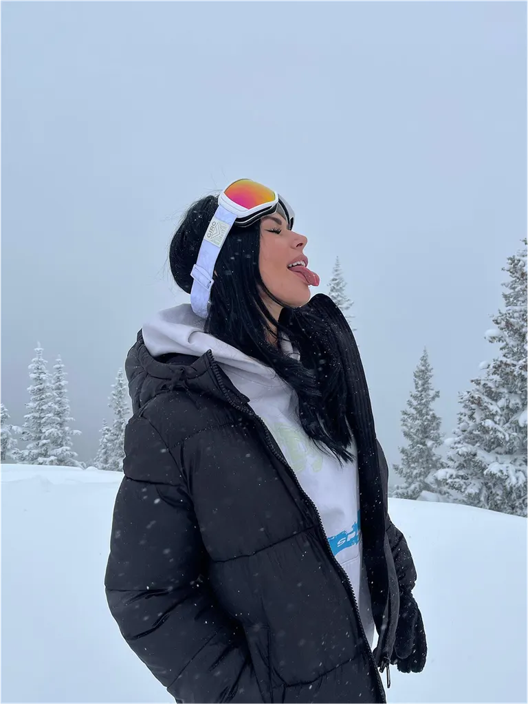 Seasonal · Snowy Mountain Trip, example 2 of 2