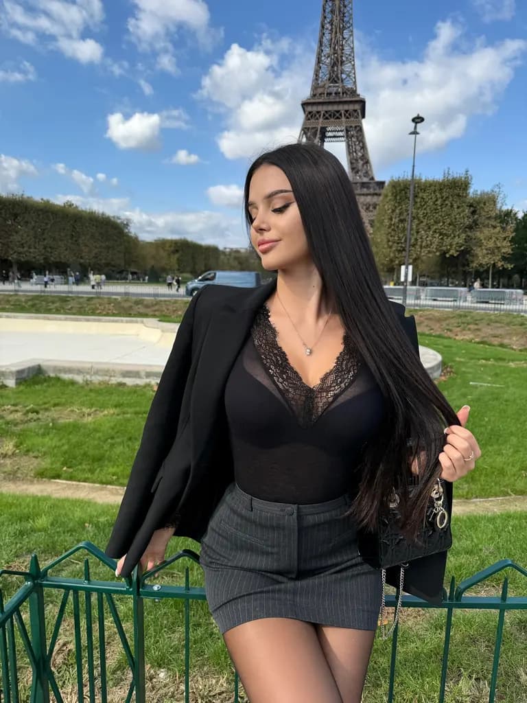 Travel · Paris Landmark Chic, example 2 of 5